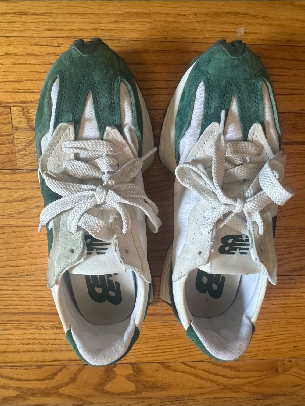 New Balance 327 Nightwatch Green Women’s 7